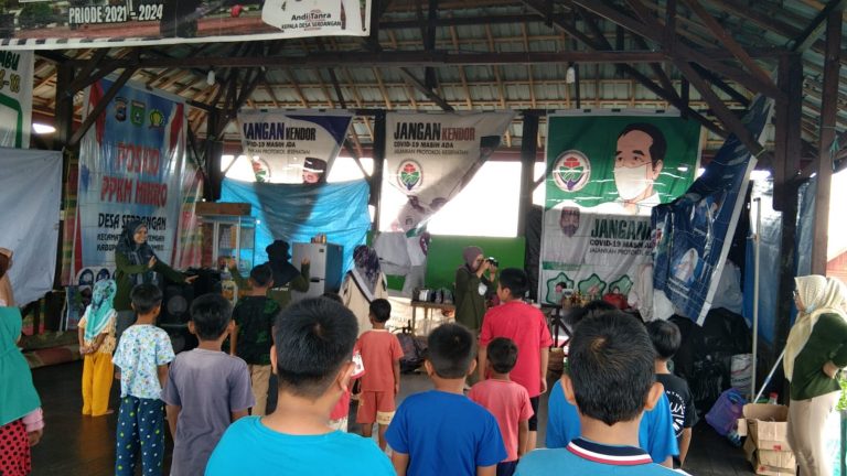 Mahasiswa Stikes Darul Azhar Gelar Pengabdian Terhadap Masyarakat