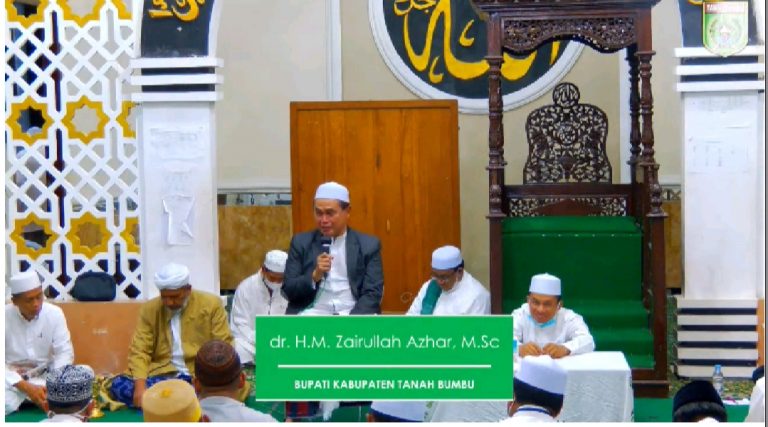 Bupati Kabupaten Tanah Bumbu Aktifkan Kembali Acara Lailatul Jumat