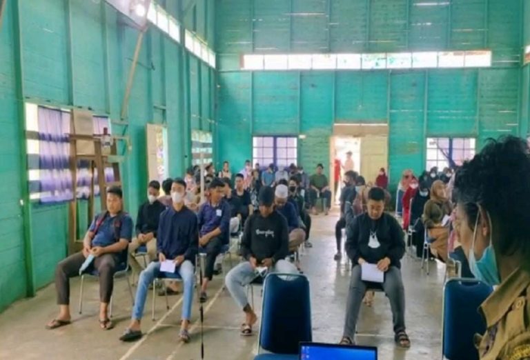 Jadwal Pertama, Disdukpencapil Lakukan Perekaman KTP Elektronik di Kecamatan Kusan Hulu