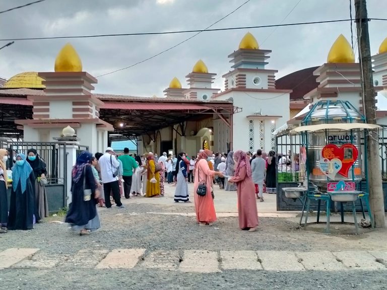 Pemkab Tanbu Gandeng Dinkes Dalam Penerapan Prokes Saat Lailatul Jum’at