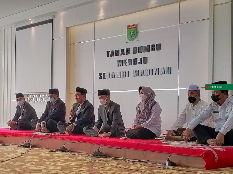 Tekankan Pelayanan Terbaik, Bupati Abah Zairullah Lantik 60 Pejabat 3 Pelantikan