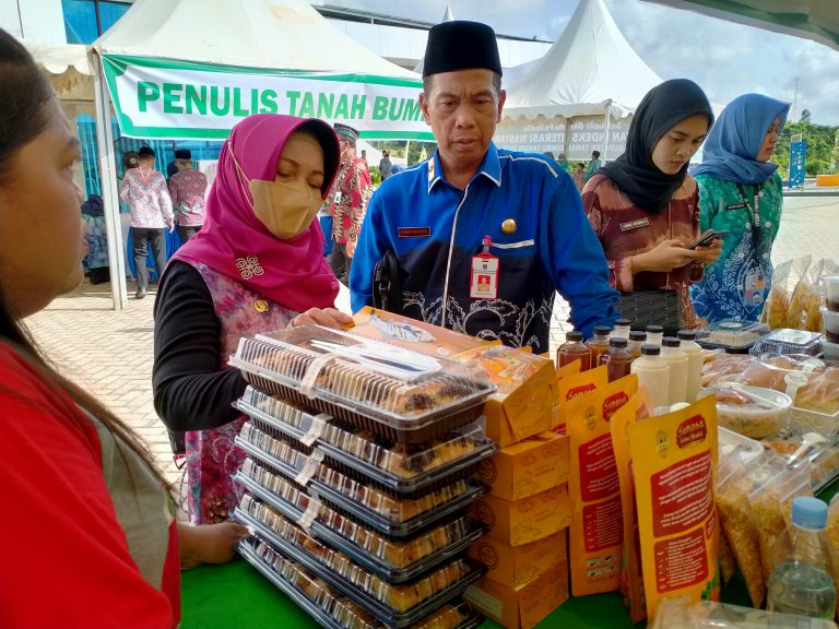 Kepala Diskumdagri Tanbu Sebut Produk UMKM Mampu Bersaing