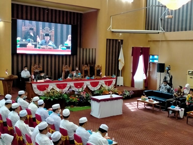 DPRD Tanbu Gelar Paripurna Penandatanganan Nota KUA dan PPAS TA 2023