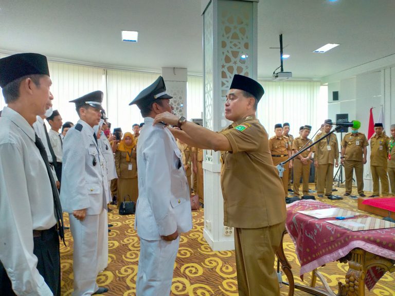 Bupati Zairullah Lantik PJs Kades Persiapan dan BPD 