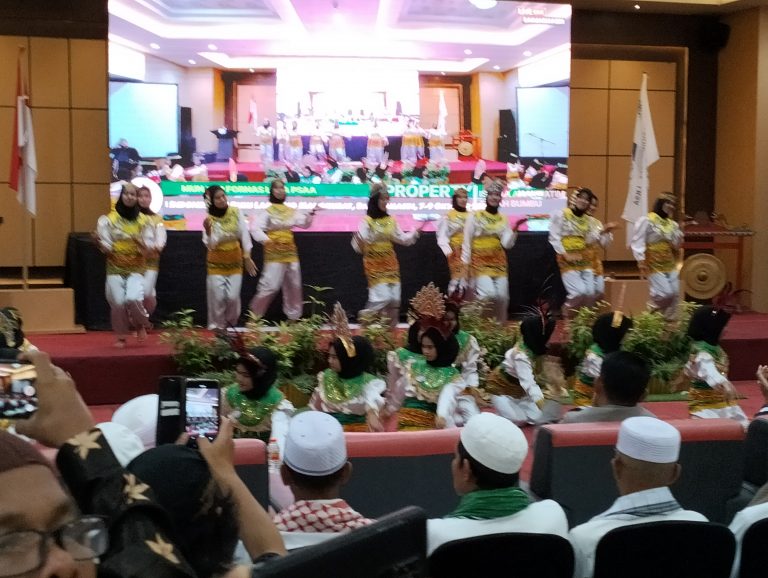 Penari Anak-anak Darul Azhar Tampil Memukau