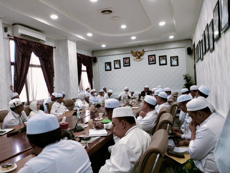 Sekda Ambo Sakka : Penting Monev Langsung ke Lapangan Pastikan Program 1D1M Berjalan