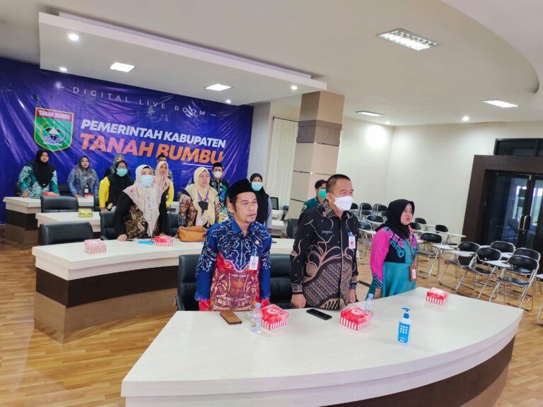 Tanah Bumbu Ikuti Penganugerahan Predikat Kepatuhan Standar Pelayanan Publik Secara Virtual 