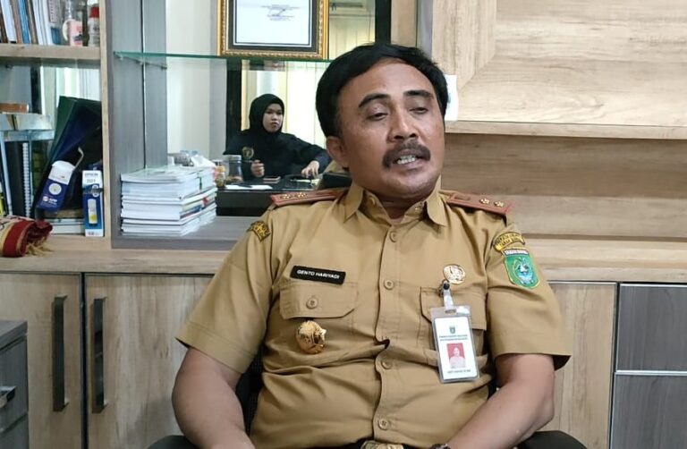 Gento : Sehari 200-300 Dokumen Dari Desa Mengalir ke Disdukcapil
