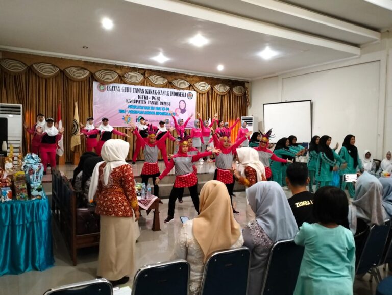 lGTKI – PGRI Tanah Bumbu Gelar Peringatan Hari Ibu ke-94