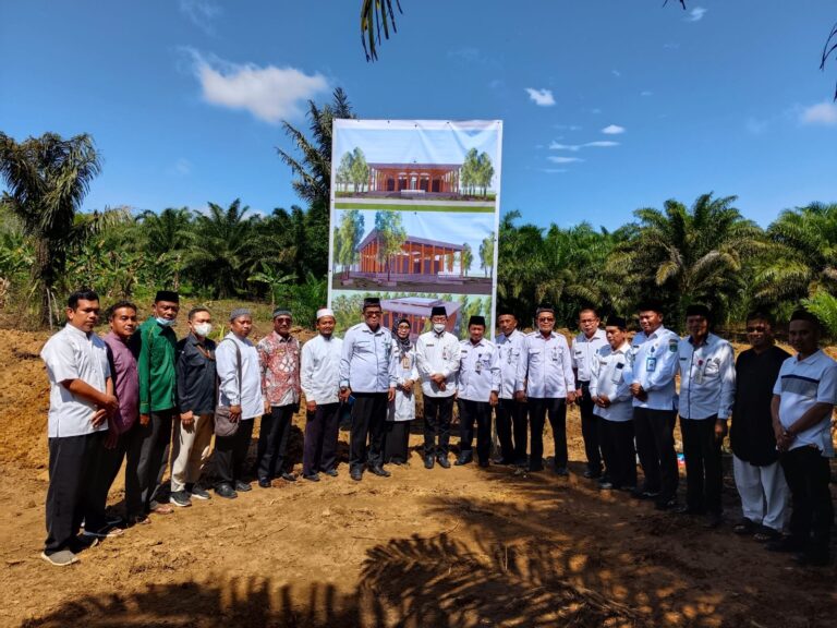 Peletakkan Batu Pertama Mushalla At-Tiin SD SAMBA