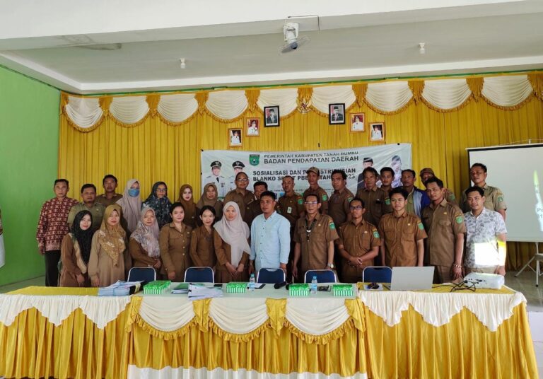 Bapenda Tanah Bumbu Sosialisasi dan Distribusikan Blangko SPPDT PBB-P2