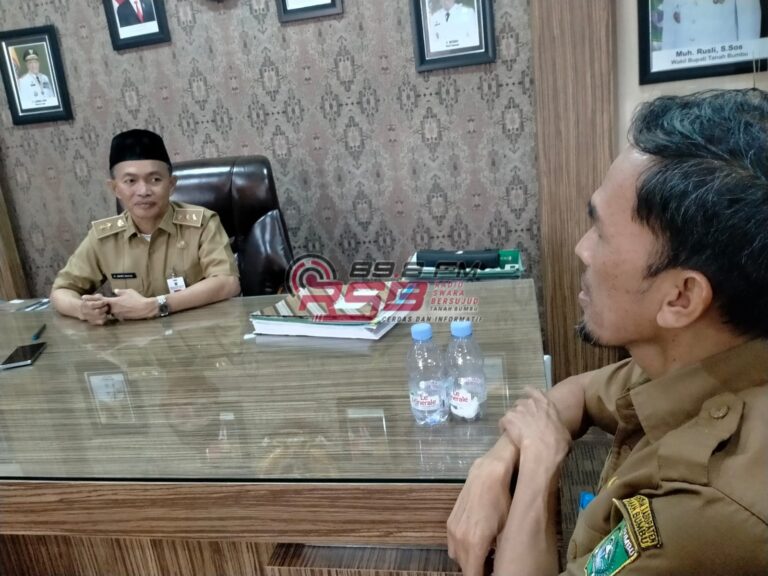 Dr. Ambo Sakka: Kabag Ortal dan Sekretaris Satpol PP dan Damkar Bertukar Tempat