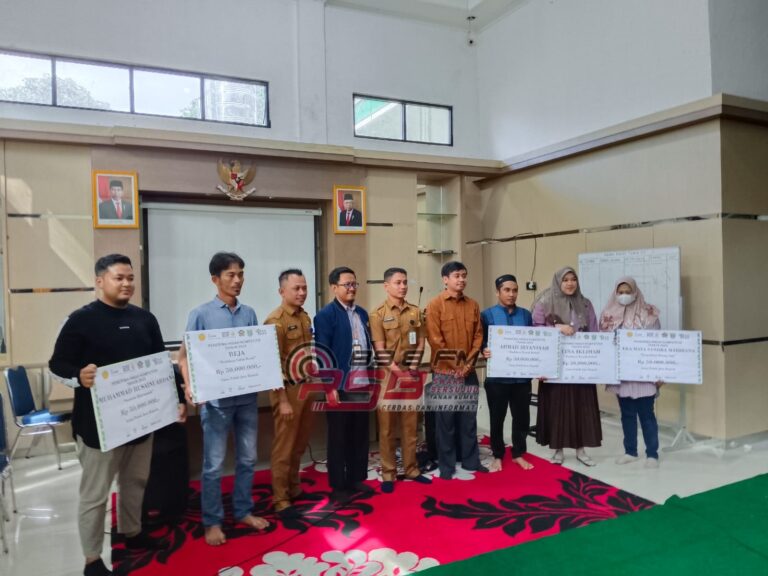 Sebanyak 31 Penerima Manfaat Terima Hibah Kompetitif Program YESS Kementerian Pertanian