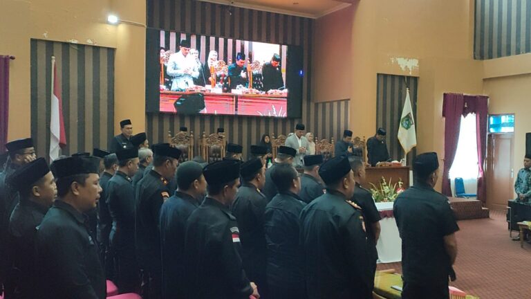 Sholawat Nabi Menggema pada Rapat Paripurna DPRD Tanah Bumbu