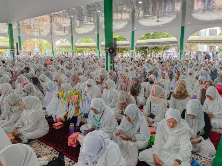 Ribuan Jemaah Hadiri Maulid Nabi Muhammad dan Peresmian Pendopo Serambi Madinah