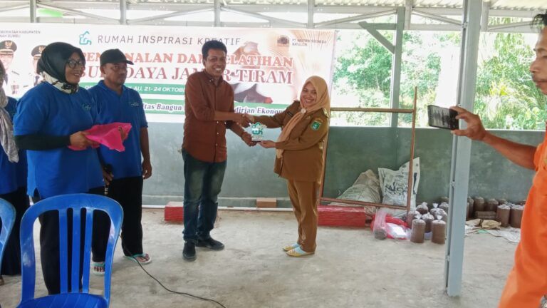 RIK Gelar Pelatihan Budidaya Jamur Tiram di Desa Selaselilau