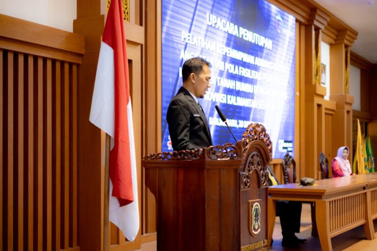 Pelatihan Kepemimpinan Administrator Angkatan VIII Kabupaten Tanah Bumbu Resmi Ditutup