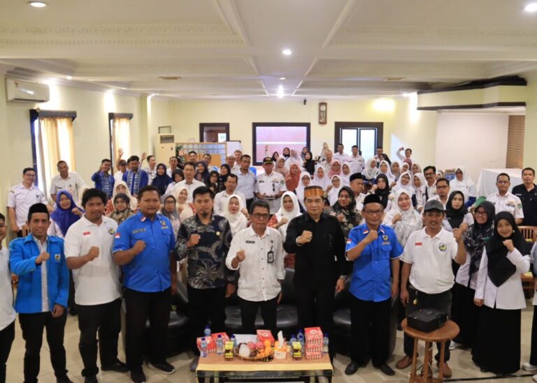 DPD KNPI Tanah Bumbu Gelar Seminar Pendidikan Politik Bagi Puluhan Guru