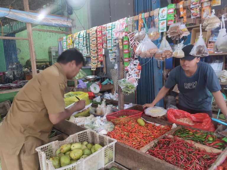 Diskumdagri Tanah Bumbu Pantau Harga Bahan Pokok Pasca Tahun Baru