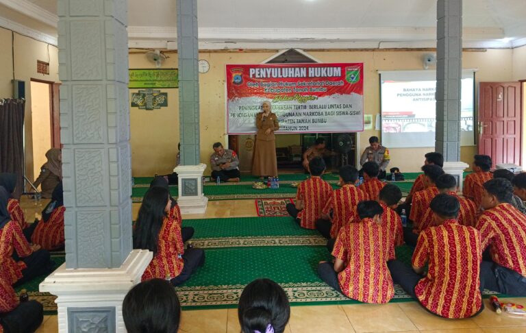 Bagian Hukum Setda Tanah Bumbu Gelar Penyuluhan Hukum di Sungai Loban