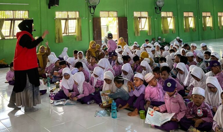 Dispersip Gelar Story Telling di Batulicin