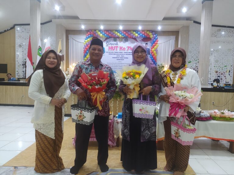 Disdik Tanah Bumbu Buka Peringatan HUT ke-74 IGTKI-PGRI 