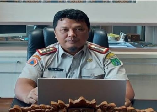 Kepala BPBD Tanah Bumbu Sulhadi Tinjau Lokasi Banjir di Satui