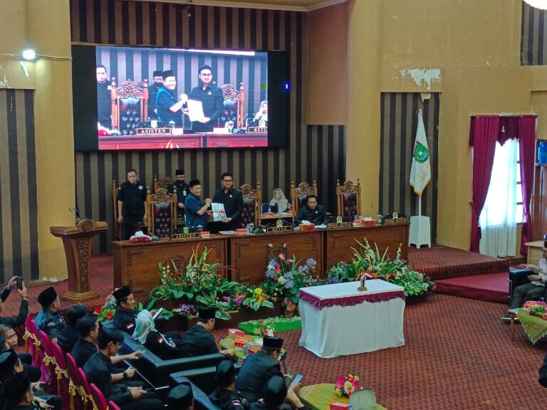 Rapat Paripurna DPRD, Bupati Sampai Perubahan KUA dan Perubahan PPAS Anggaran 2024