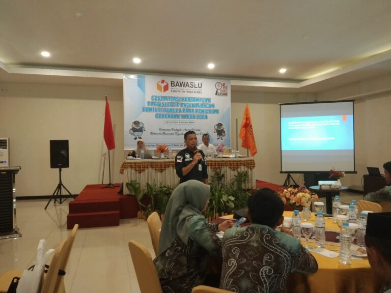 Jelang Pilkada Serentak, Kepala Bakesbangpol Nahrul Fajeri Sosialisasikan Pengawasan Partisipatif bagi Kalangan Pemilih Pemula
