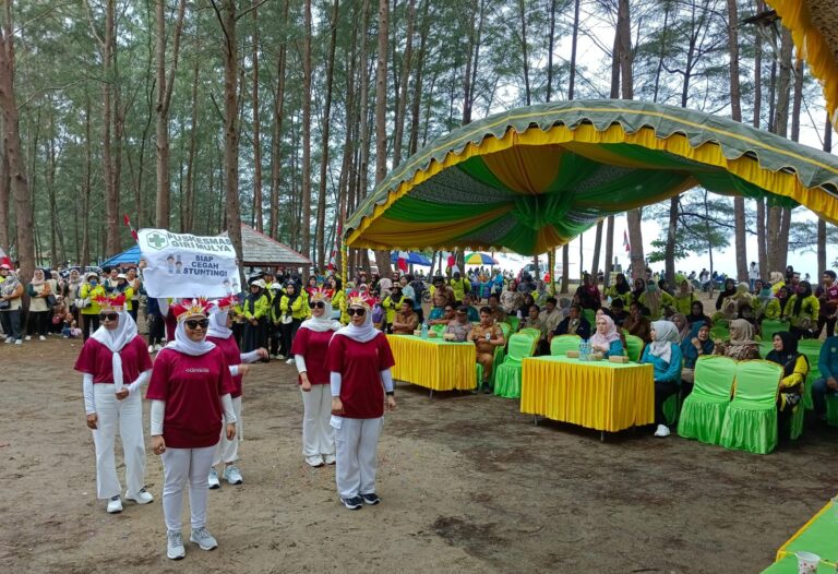 Peringati Hari Kesehatan Nasional ke-60, Dinkes Gelar Lomba Yelyel Sosialisasikan Kesehatan