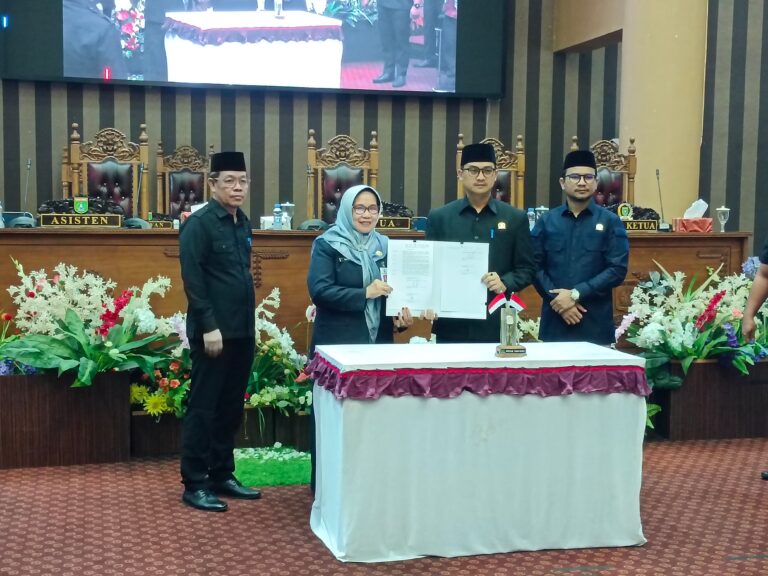 Propemperda TA 2025 Resmi Ditetapkan dalam Rapat Paripurna