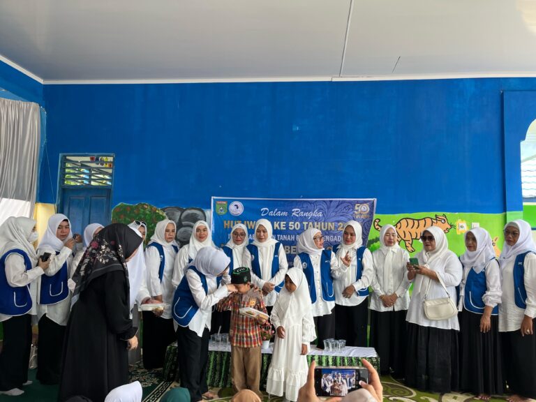 IWAPI Tanah Bumbu Gelar MBG pada Anak TK