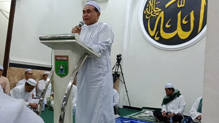 Malam Nisfu Syaban, Lailatul Jumat Terakhir di Masjid Darul Azhar, Zairullah: Minta Maaf, Jabatan Saya Segera Berakhir