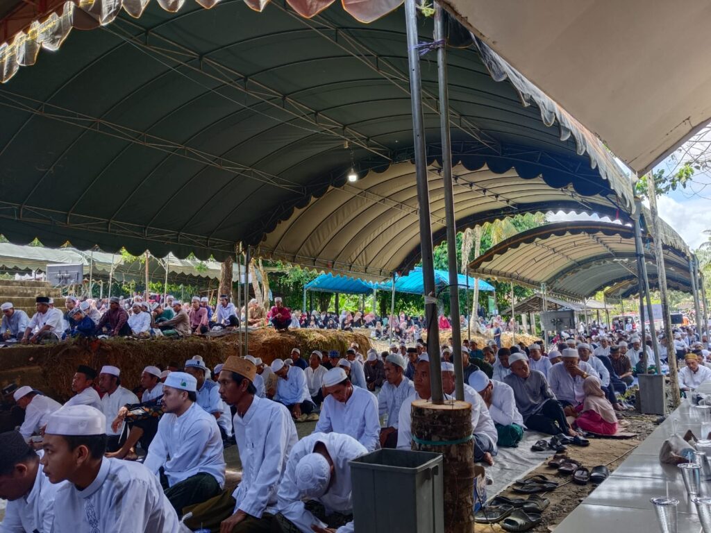 Banyaknya Jamaah yang mehadiri haul