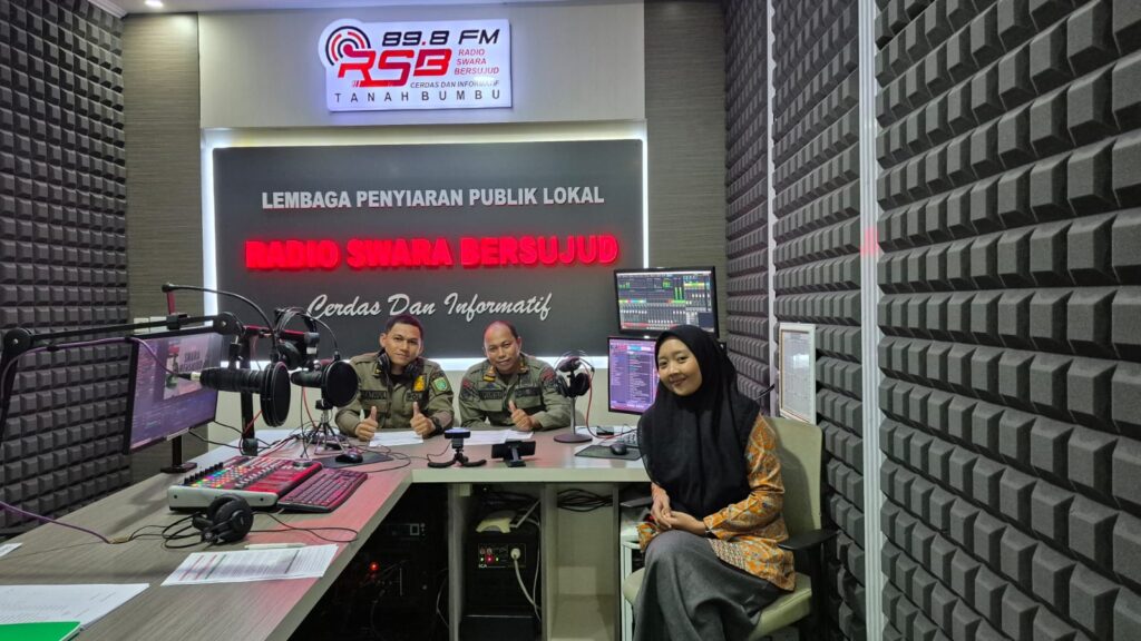 Talkshow bersama Satpol PP