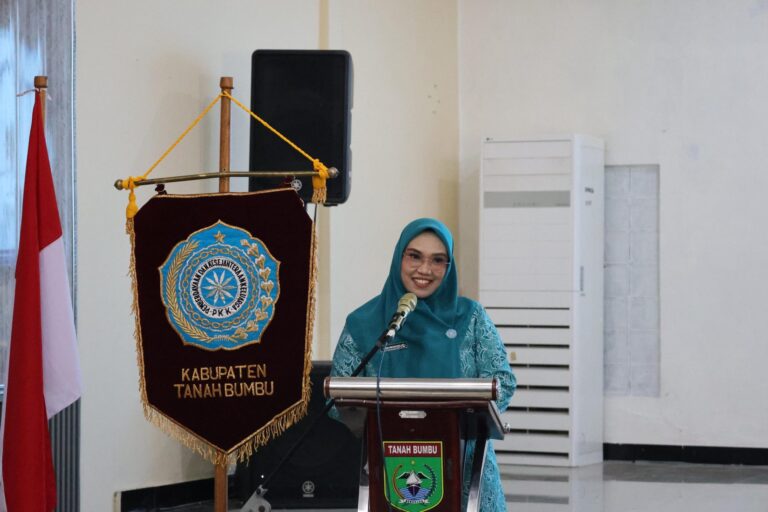 Andi Irmayani Rudi Latif Sambut TP PKK Kalsel: Keluarga Adalah Kunci Perubahan