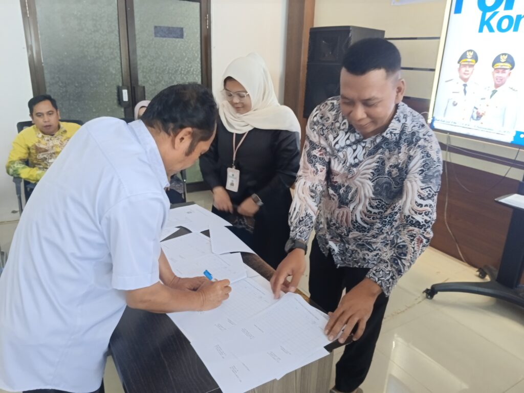 Kaji Ulang Standar Pelayanan Publik, Disnakertrans Gelar Forum Konsultasi Publik