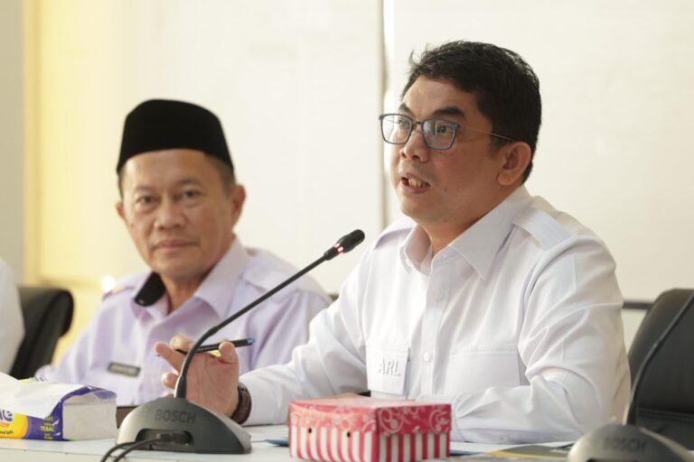 Hari Radio Nasional 2025: Bupati Tanah Bumbu Tegaskan Radio Tetap Abadi di Era Digital