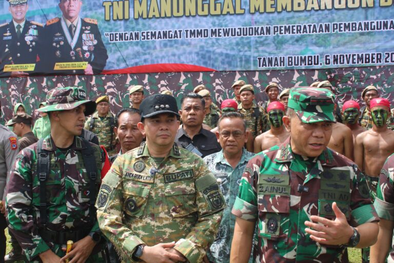 TMMD ke-126 Tahun 2025 Resmi Ditutup di Tanah Bumbu, Pangdam XXII/Tambun Bungai Ajak Warga Jaga Semangat Gotong Royong