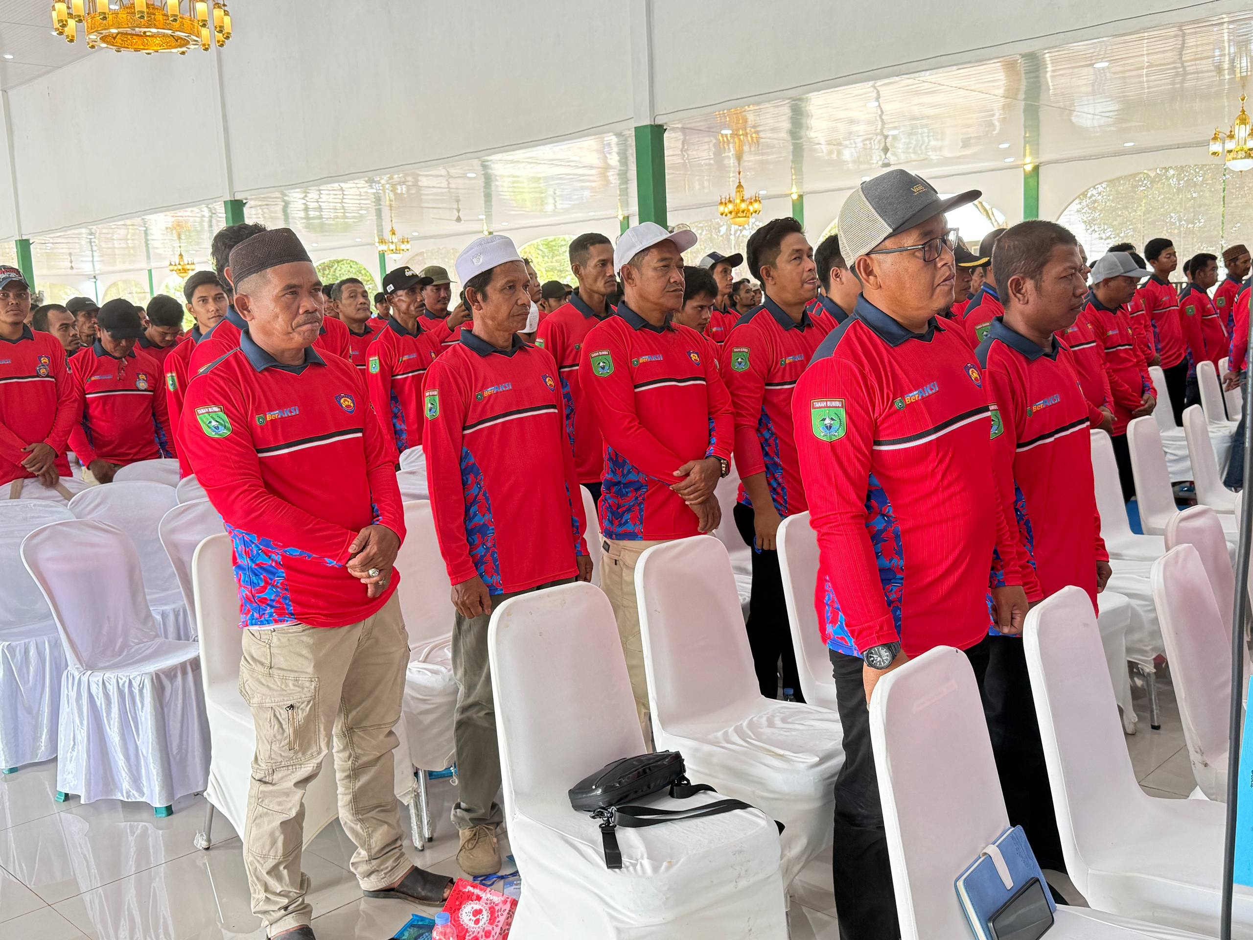 Pemkab Tanah Bumbu Kukuhkan Relawan Pemadam Kebakaran Desa 1