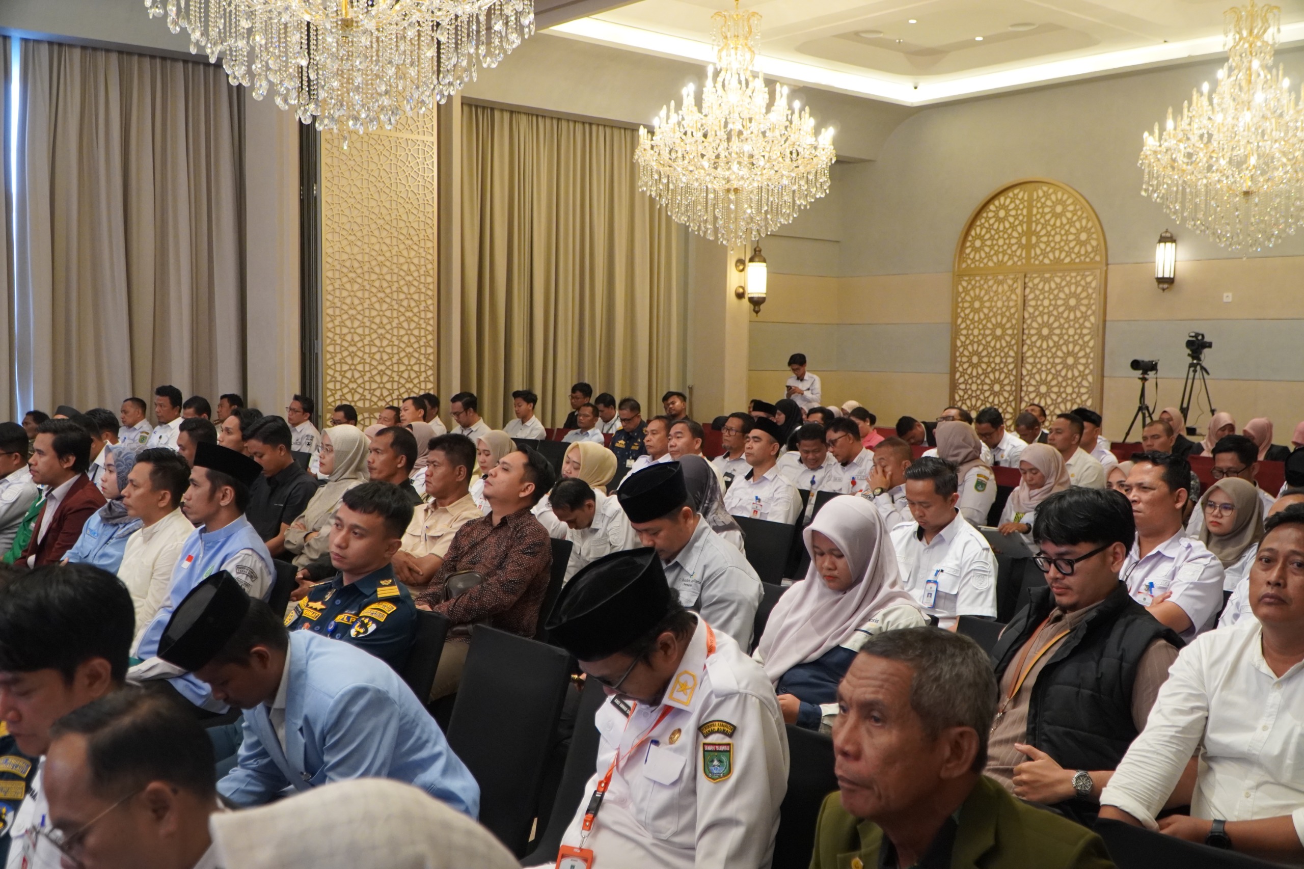 Forum Konsultasi Publik, Bupati Minta Dunia Usaha Perkuat Peran Sosial