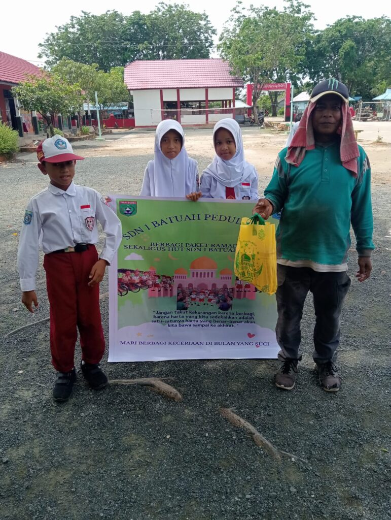 HUT di Bulan Ramadhan, SDN 1 Batuah Gelar Aksi Sosial "Peduli Sesama"