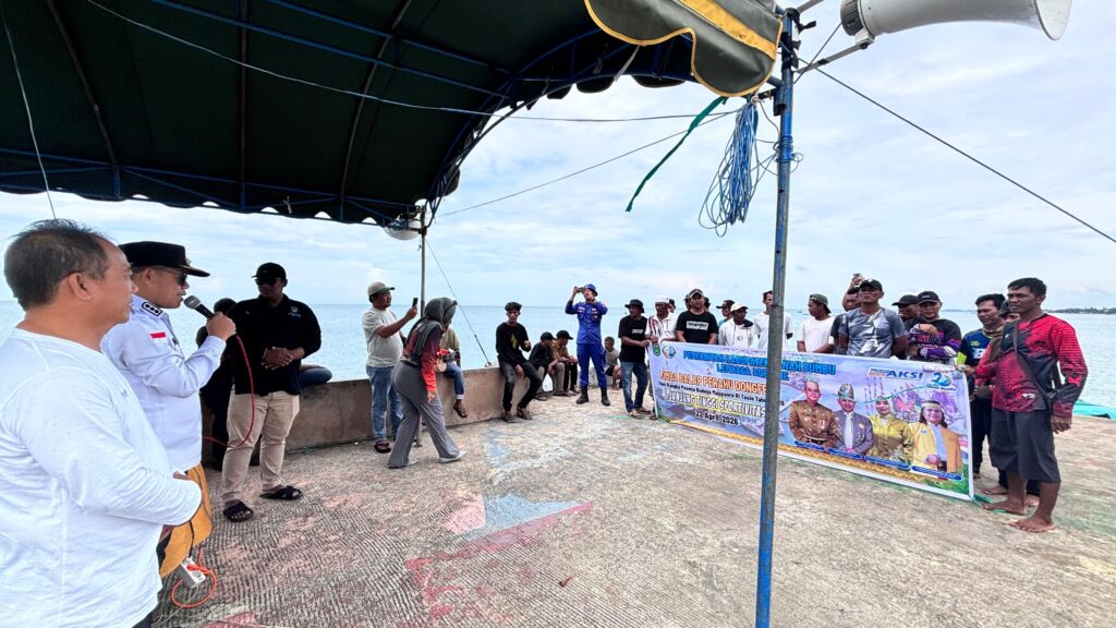 Camat Kusan Hilir Amirullah Hadiri Kegiatan Lomba Balap Perahu di Pesisir Laut Pagatan