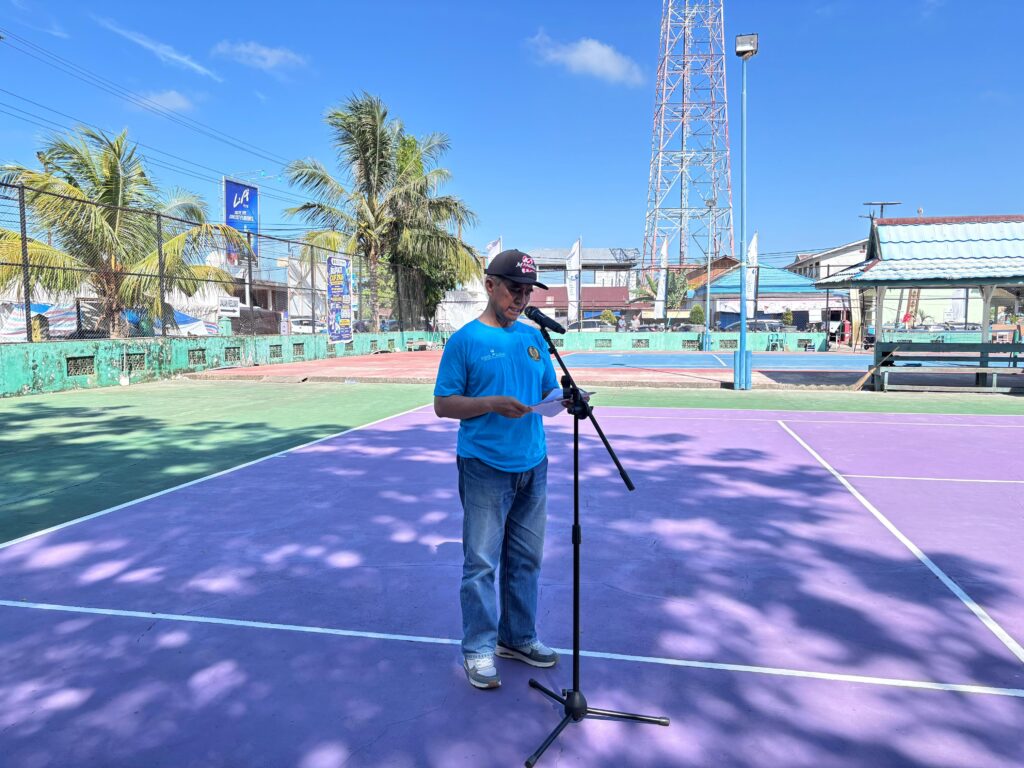 Staf Ahli Bupati Tanah Bumbu Buka Turnamen Tenis Lapangan di Kusan Hilir