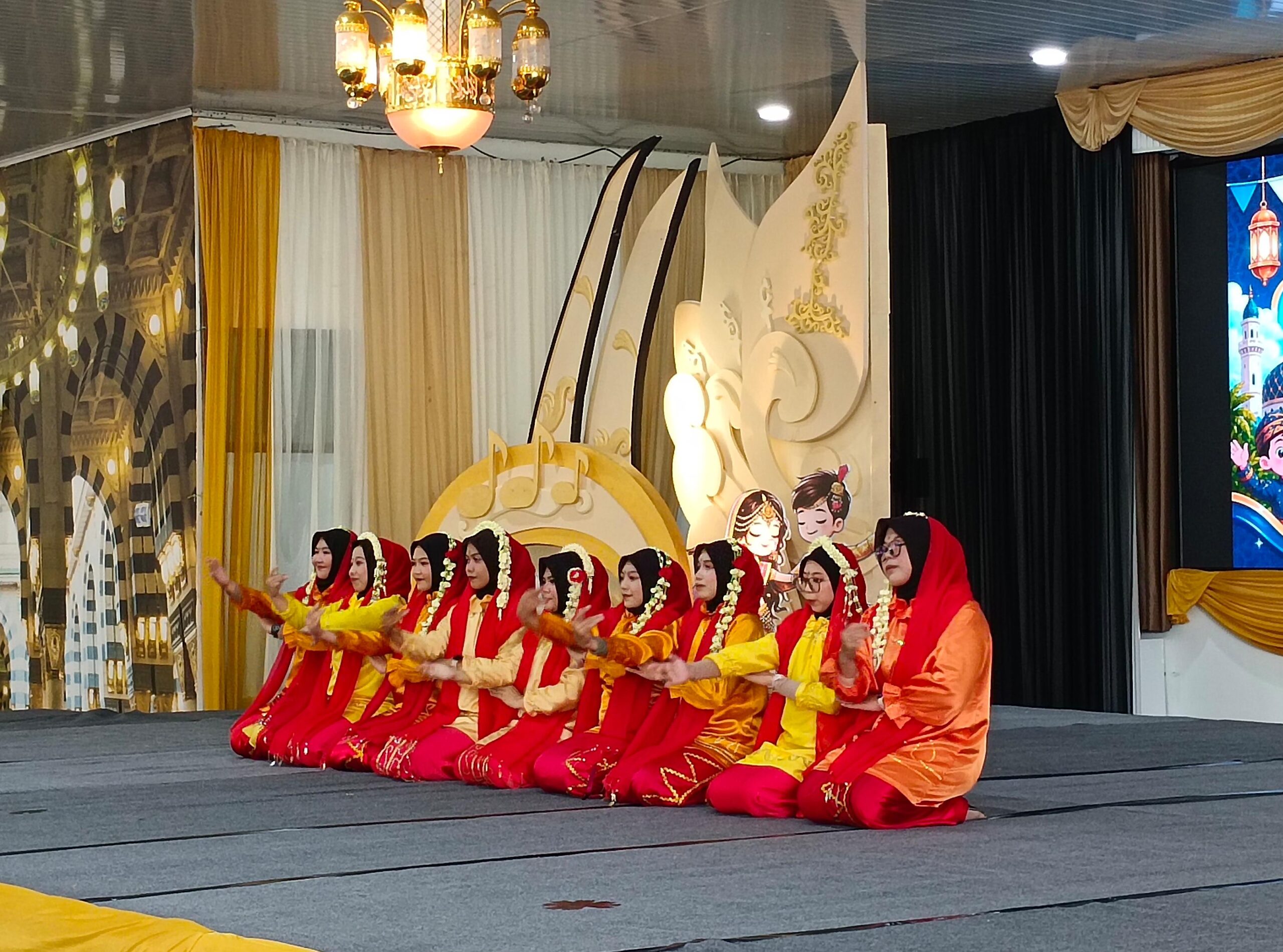 Gemerlap Arena Gembira, Ajang Unjuk Bakat Siswa Al-Fath Batulicin yang Memukau