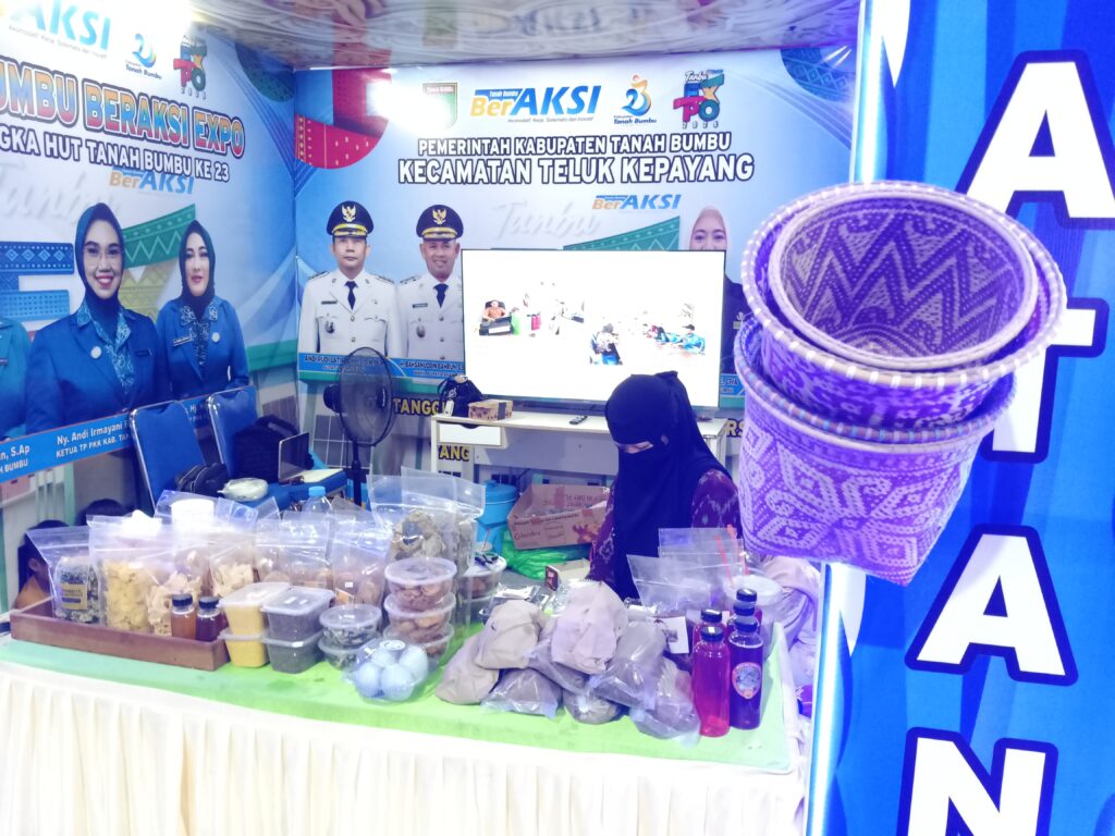 Kecamatan Teluk Kepayang Tampilkan Produk Unggulan Desa di Aksi Inovasi Tanah Bumbu 2026