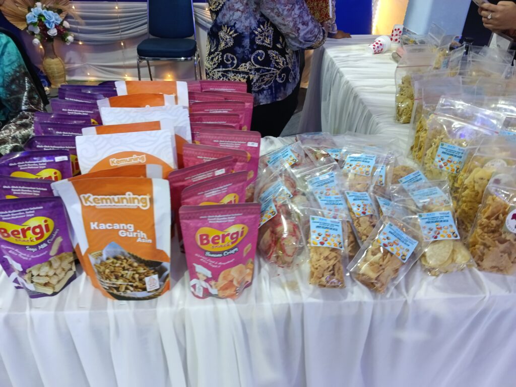 Dari Sirup Bunga Telang hingga Batik Daun, Produk UMKM Satui Tampil Unik di Aksi Inovasi Tanbu 2026
