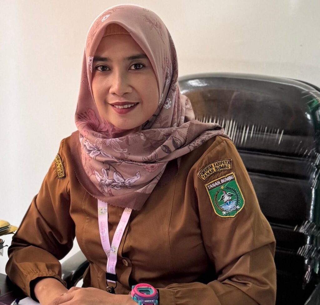 Jelang Idul Adha 1447 H, DLH Ajak Warga Kurangi Plastik Sekali Pakai Saat Pembagian Daging Kurban 1 Jelang Idul Adha 1447 H, DLH Ajak Warga Kurangi Plastik Sekali Pakai Saat Pembagian Daging Kurban