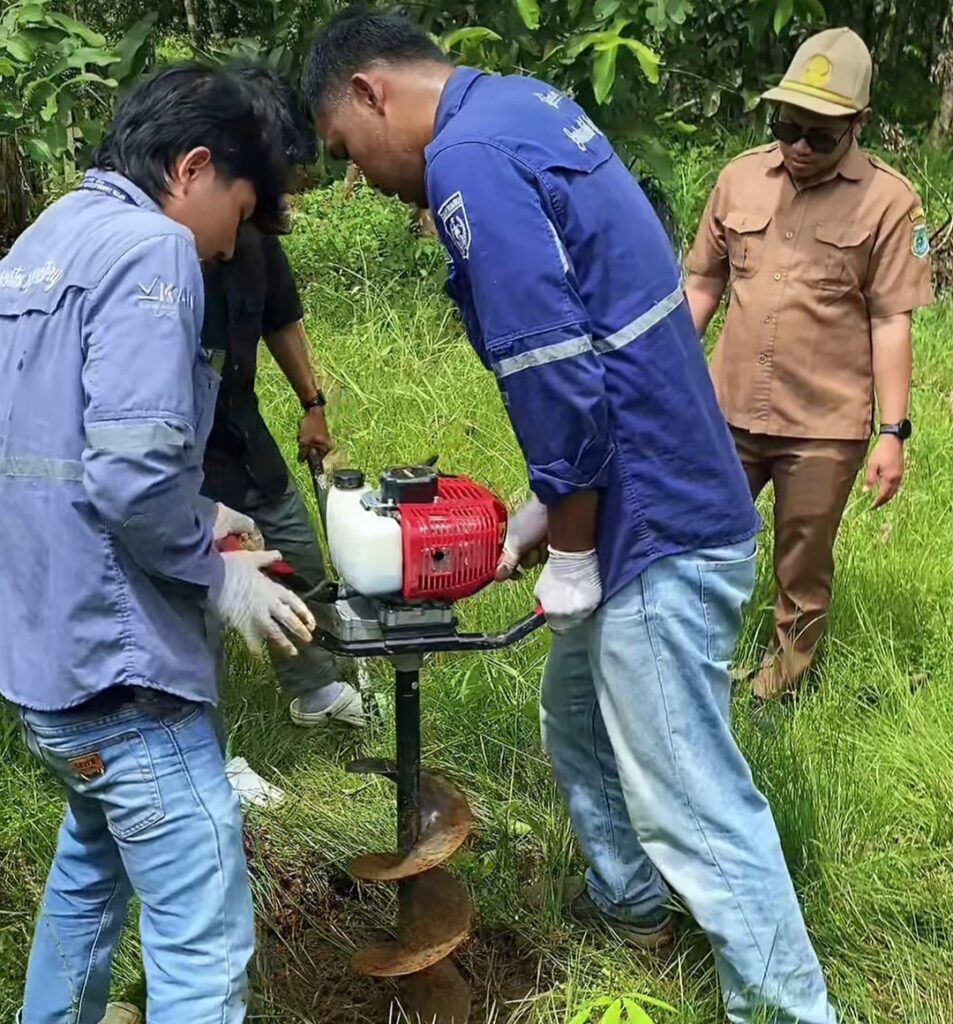DLH Tanah Bumbu Jadikan Lubang Biopori di Batulicin Irigasi sebagai Pilot Project Pengelolaan Sampah dari Hulu