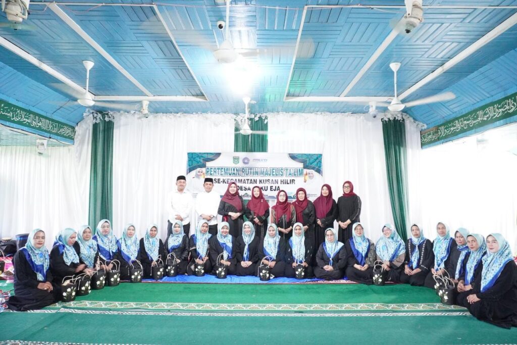 Hadiri Pertemuan Rutin di Juku Eja, Camat Amirullah Ajak Majelis Taklim Kusan Hilir Istiqamah dan Perkuat Syiar Islam 2